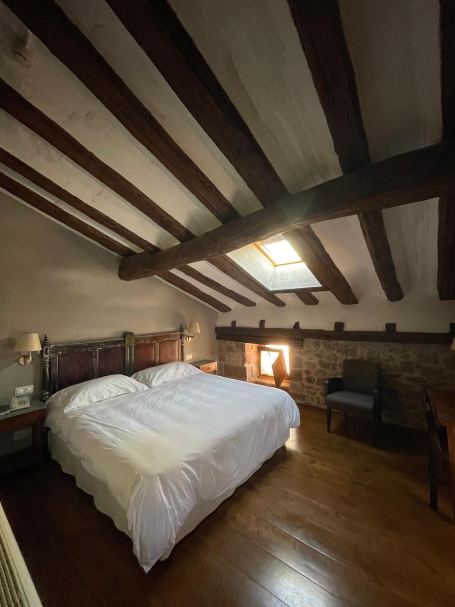 Rural Latorrien De Ane Hotel